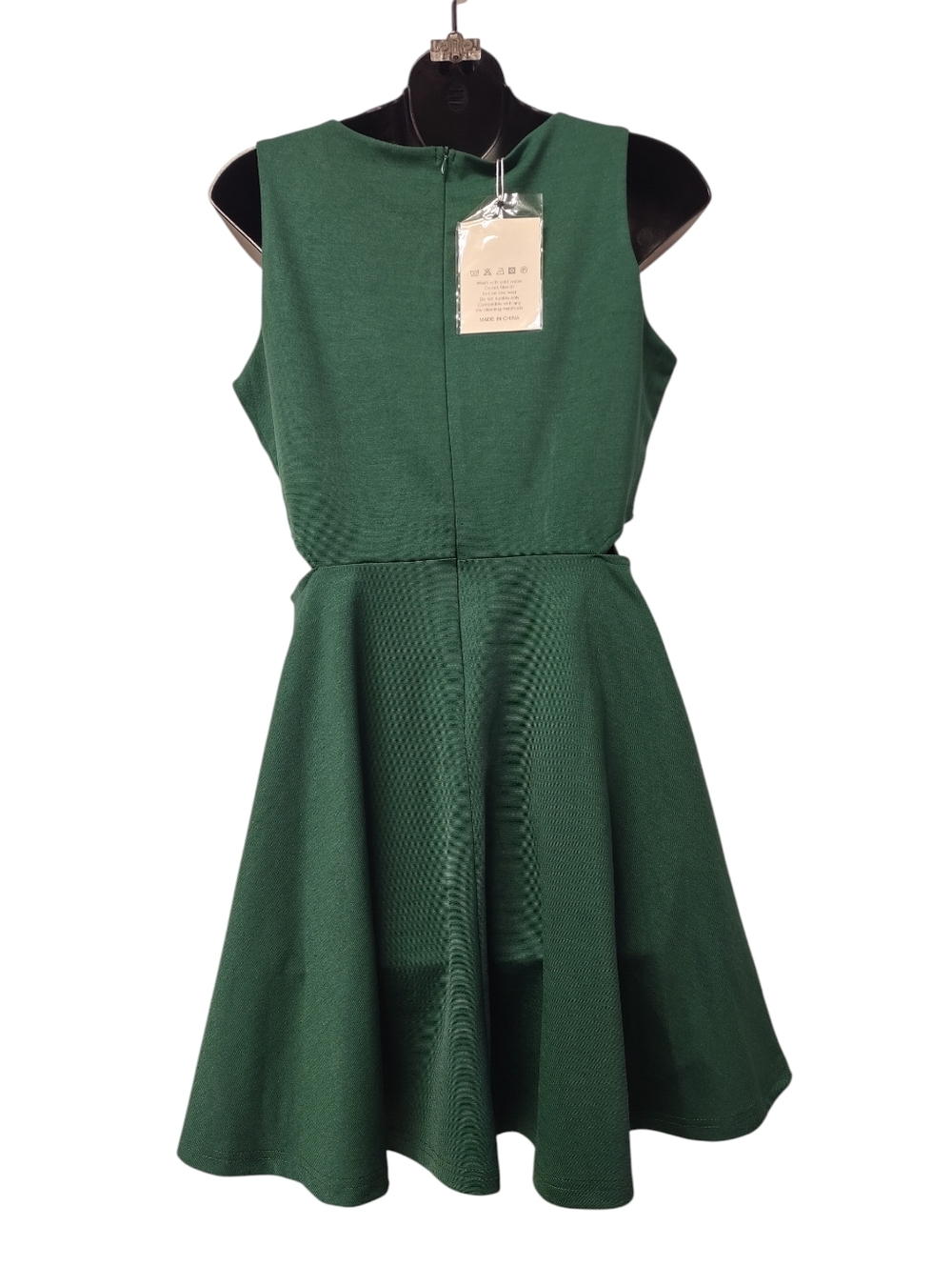 BelongSci Emerald Green Sleeveless Cutout Waist Fit & Flare Mini Dress Sz M NWT - Picture 2 of 6